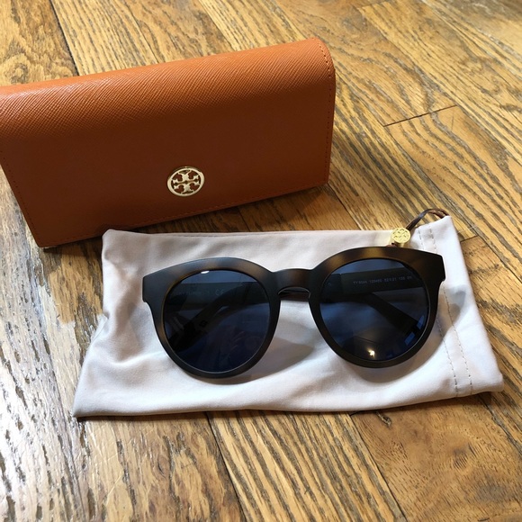 Tory Burch Accessories - * Tory Burch *